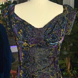 Datiani Velvet Floral Wiggle Dress (Size 8)